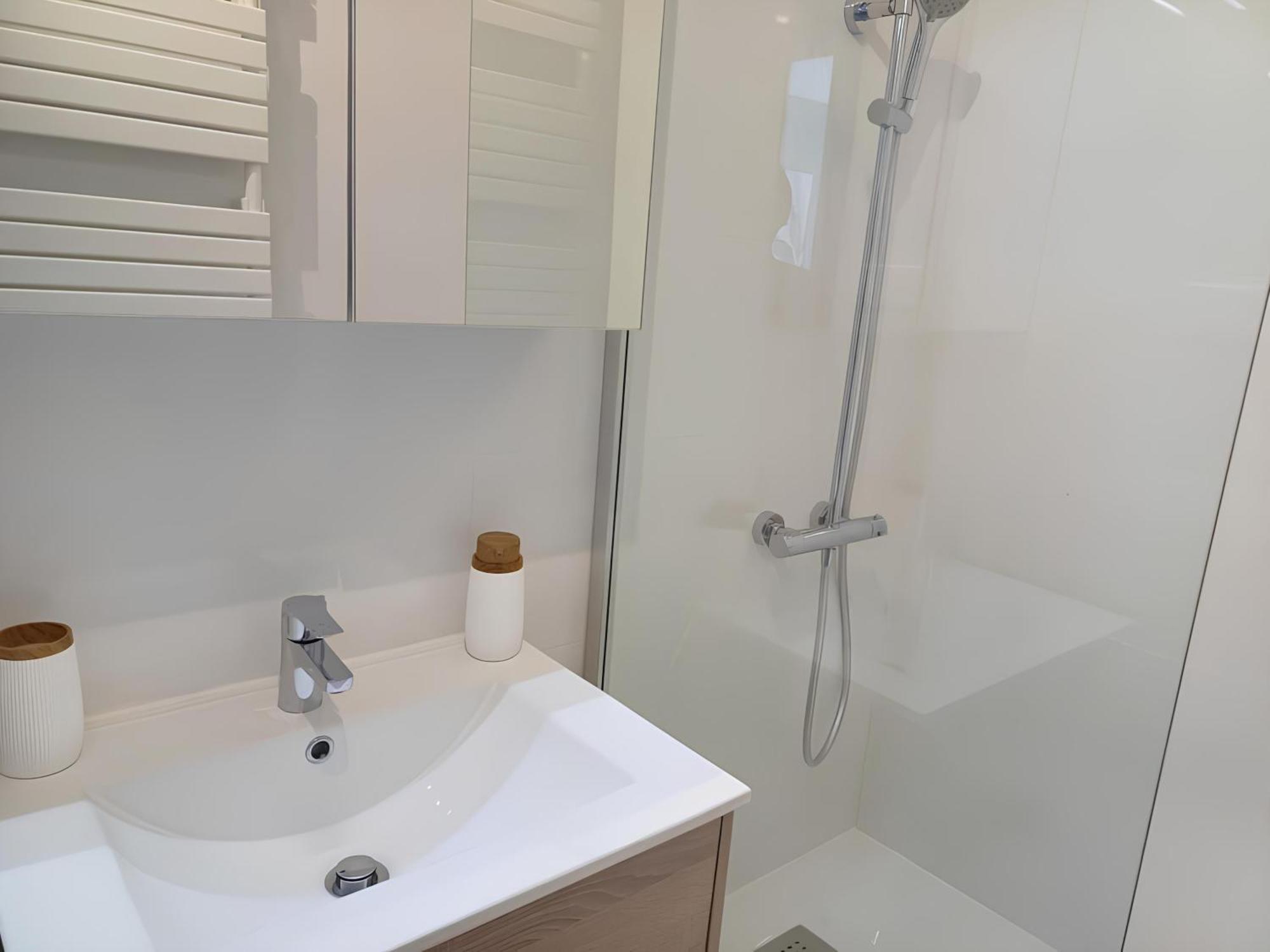 Apartament Proche Chu - 4 Couchages - Parking Gratuit - Local Velo Amiens Zewnętrze zdjęcie